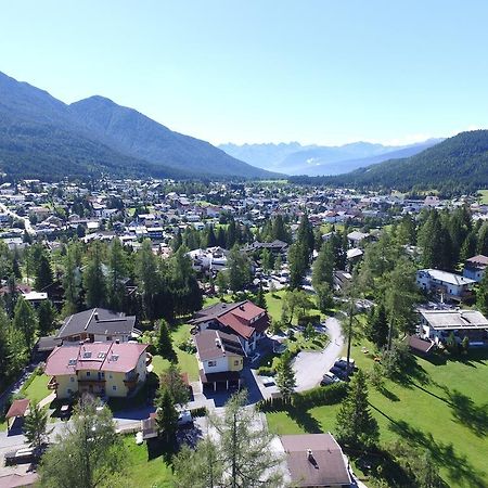 Haus Elisengrund Am Geigenbuehel - Chalet Prive เซเฟลด์ อิน ทิโรล ภายนอก รูปภาพ